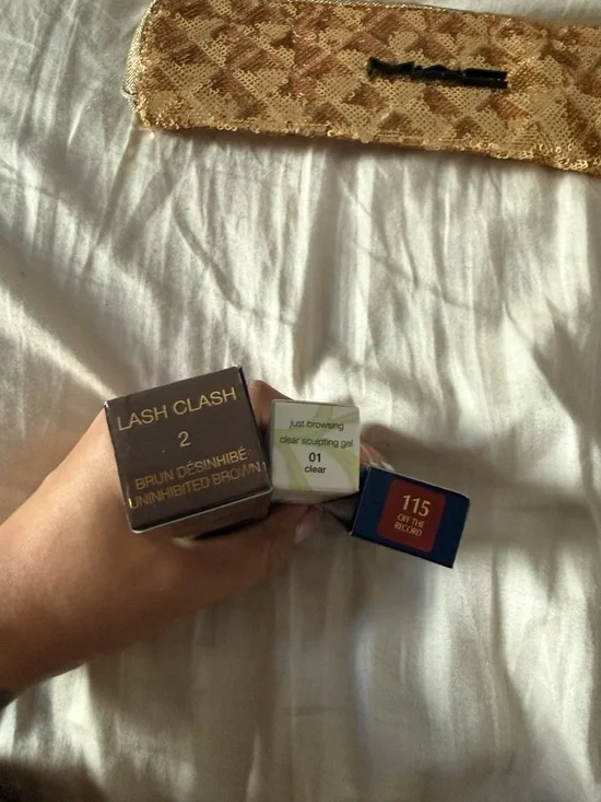 Makeup bundle - Picture 2 of 2